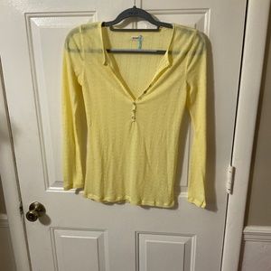 3/$12 Sale Old Navy S Yellow Sheer Long Sleeve Tee
